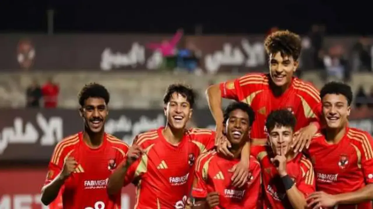 الأهلي يعزز موقعه في بطولة الجمهورية 2007 بفوزه 2-0 على بتروجت